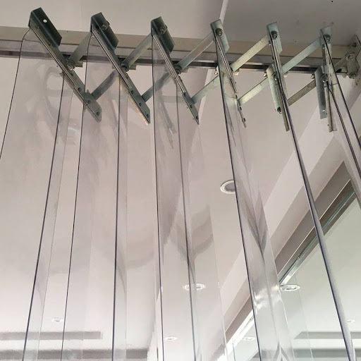 ✅ Tạo lối đi linh hoạt cho xe nâng, xe đẩy ✅ Dễ kéo xếp, dễ vệ sinh #1 Rèm nhựa PVC kéo xếp | Bảng giá mới nhất 2025